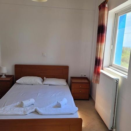Lefkada Twins 2 Apartment Agios Kirykos  Bagian luar foto