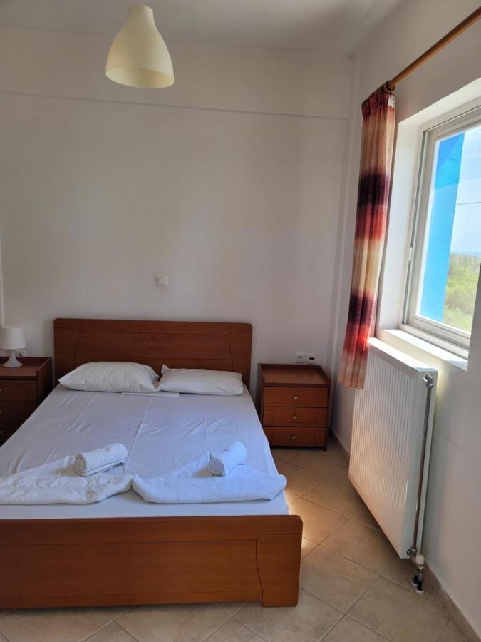 Lefkada Twins 2 Apartment Agios Kirykos  Bagian luar foto